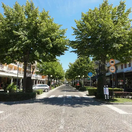 Simma - Apartament *